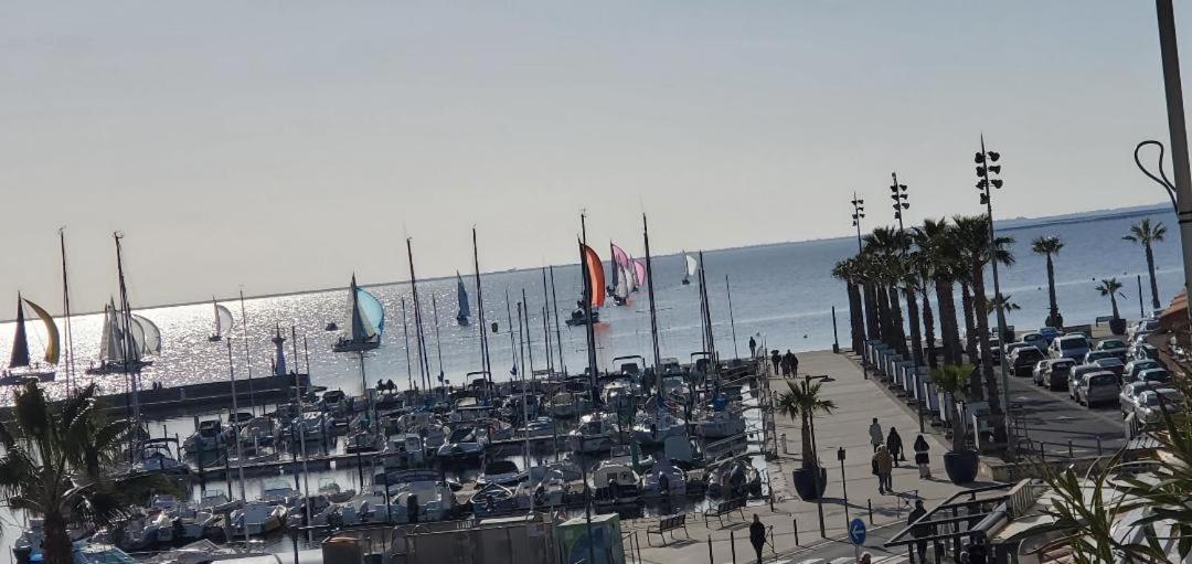 Le Vent Dans Les Voiles - Appartement Classe 4 Etoiles Mèze Kültér fotó